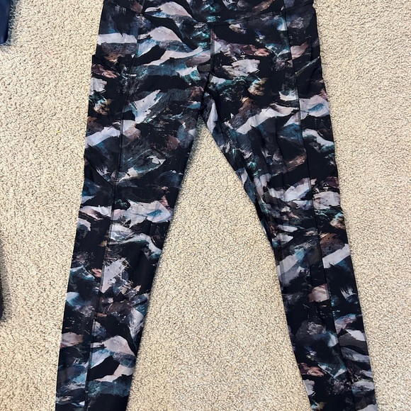 Lululemon Fast & Free Leggings - Picture 1 of 3
